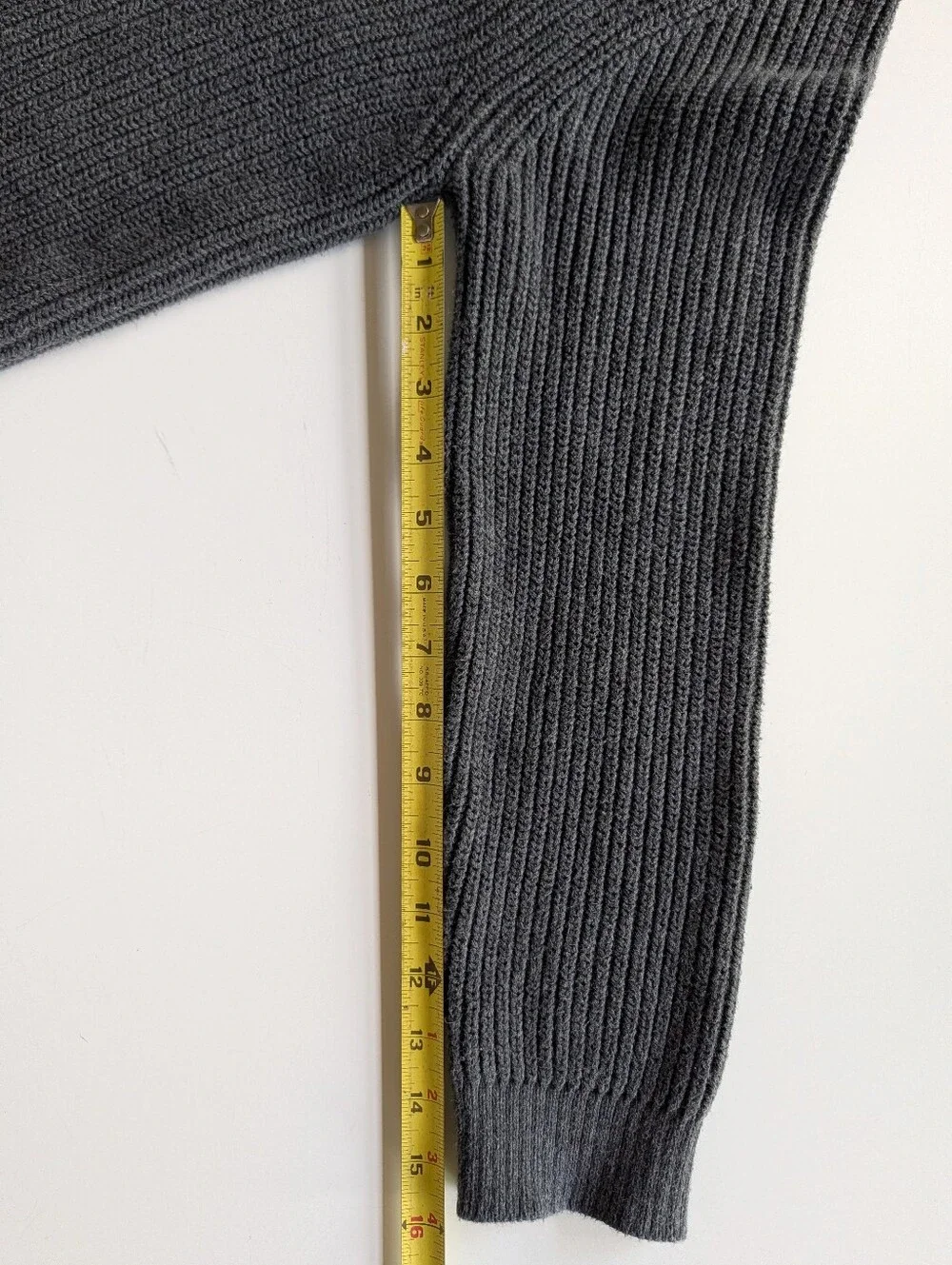 PACT Organic Cotton Chunky Knit Cropped Boxy Sweater Charcoal Grey Medium